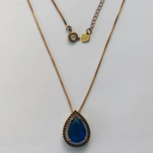 GARGANTILHA NO BRUTO PRONTO PARA O BANHO - GARGANTILHA COM CORRENTE VENEZIANA 45CM - PINGENTE COM BASE CRAVEJADA EM MICROS ZIRCÔNIAS NEGRAS E PEDRA EM ZIRCÔNIA AZUL 10X14MM - PESO TOTAL 4GR - BRU15096