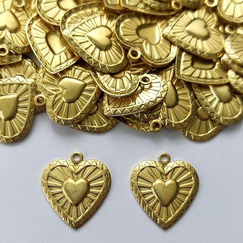 ACESSÓRIO NO BRUTO PRONTO PARA O BANHOCX132) - (5581) PINGENTE CORAÇÃO 17MM COM UMA ARGOLINHA - PESO 1,3GR - COMPOSIÇÃO: 100% LATÃO (PEÇA VENDIDA POR UNIDADE) - BRU0003092