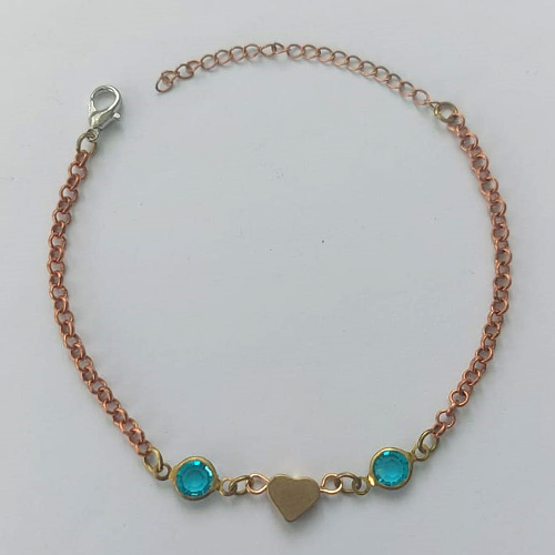 PULSEIRA NO BRUTO PRONTA PARA O BANHO -   (CX.04) PULSEIRA COM CORAÇÃO E CRISTAIS AZUIS - TAMANHO 18CM - PESO TOTAL 2,2GR- BRU15282