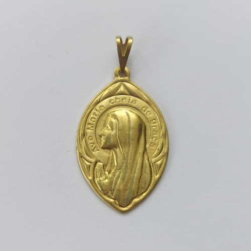 PINGENTE NO BRUTO PRONTO PARA O BANHO - (3.1621) PINGENTE AVE MARIA 18X28MM - PESO: 1,6GR - COMPOSIÇÃO: 100% LATÃO - BRU15329