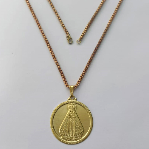 GARGANTILHA NO BRUTO PRONTA PARA O BANHO - (00026090 (3.1290) GARGANTILHA COM CORRENTE 3MM - TAMANHO: 70CM COM PINGENTE MEDALHA NOSSA SRA APARECIDA 39MM - PESO: 23,3GR - BRU15405