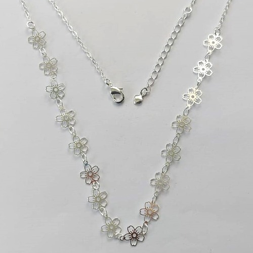 SHOCKER FOLHEADA A PRATA COM 50 MILÉSIMOS + VERNIZ DIAMOND - SHOCKER 40CM COM FLORZINHAS -PRA538