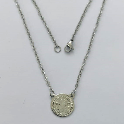 GARGANTILHA EM AÇO INOXIDÁVEL - (CX.134)  GARGANTILHA COM CORRENTE 45CM E PINGENTE SÃO BENTO 14MM - COMPOSIÇÃO: AÇO INOXIDÁVEL - AÇO2106