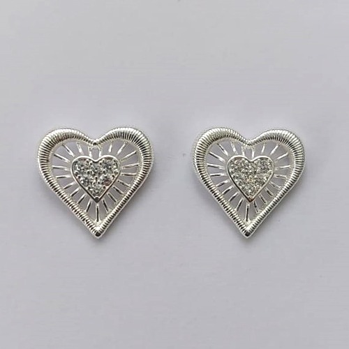 BRINCO FOLHEADA A PRATA COM 50 MILÉSIMOS + VERNIZ DIAMOND -  BRINCOS DE PINO CORAÇÃO COM MICRO ZIRCÔNIAS 14MM -PRA559