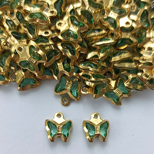 ACESSÓRIO NO BRUTO PRONTO PARA O BANHO(CX107)- BORBOLETA VERDE EM VIDRO 8MM - PESO 0,4GR - COMPOSIÇÃO: LATÃO / VIDRO - BRU0003128