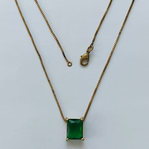 GARGANTILHA NO BRUTO PRONTA PARA O BANHO - GARGANTILHA COM CORRENTE VENEZIANA 45CM E PINGENTE EM ZIRCÔNIA VERDE RETANGULAR 8X10CM - PESO TOTAL 2,7GR - BRU15505