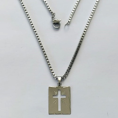 GARGANTILHA EM AÇO INOXIDÁVEL (CX69)-  GARGANTILHA COM CORRENTE( 1035) 50CM E PINGENTE RETANGULAR 14X20MM - COMPOSIÇÃO: AÇO INOXIDÁVEL - AÇO2141