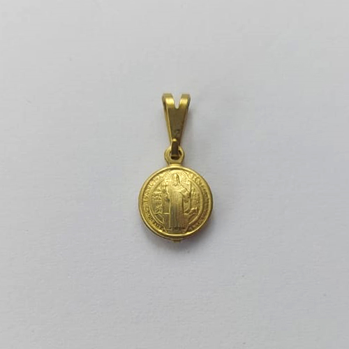 PINGENTE NO BRUTO PRONTO PARA O BANHO - (E2885) PINGENTE DUPLO SÃO BENTO 8MM - PESO: 0,5GR - COMPOSIÇÃO: 100% LATÃO - BRU15612