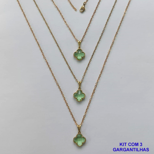 GARGANTILHA NO BRUTO PRONTA PARA O BANHO - KIT COM 3 CORRENTES CADEADOS 45CM E PINGENTES TIPO VAN CLEEF EM VIDRO VERDE 10MM - PESO TOTAL 6GR - BRU15704