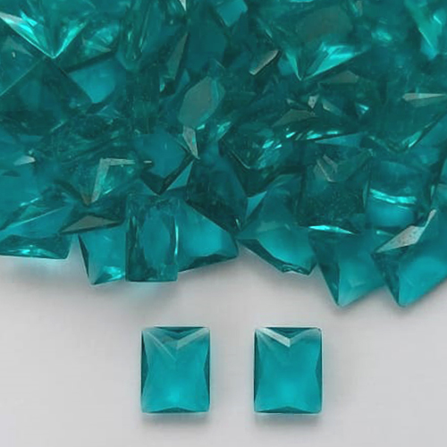 ACESSÓRIO NO BRUTO PRONTO PARA BANHO (CX183)- ZIRCÔNIA VERDE 8X10MM - PESO: 0,8GR - (VALOR UNITÁRIO) - BRU0003168