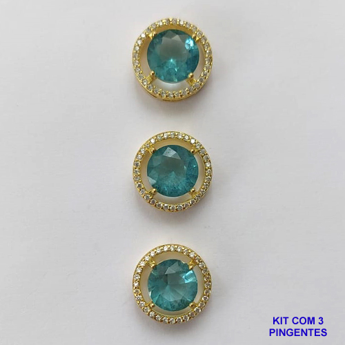 PINGENTE NO BRUTO PRONTO PARA O BANHO - KIT COM 3 PINGENTES COM BASES EM ALTA FUSÃO REDONDAS CRAVEJADAS COM MICROS ZIRCÔNIAS CRISTAIS E PEDRA EM ZIRCÔNIA AZUL 10MM - PESO TOTAL 6,6GR - BRU15799