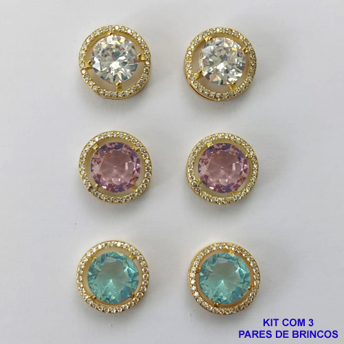 BRINCO NO BRUTO PRONTO PARA O BANHO - KIT COM 3 BRINCOS DE PINO COM BASES EM ALTA FUSÃO REDONDAS CRAVEJADAS COM MICROS ZIRCÔNIAS CRISTAIS E PEDRAS EM ZIRCÔNIAS 10MM - PESO TOTAL 16,4GR BRU15876