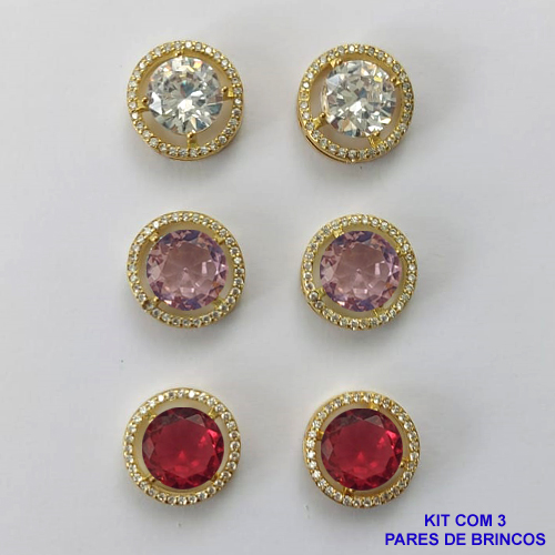 BRINCO NO BRUTO PRONTO PARA O BANHO - KIT COM 3 BRINCOS DE PINO COM BASES EM ALTA FUSÃO REDONDAS CRAVEJADAS COM MICROS ZIRCÔNIAS CRISTAIS E PEDRAS EM ZIRCÔNIAS 10MM - PESO TOTAL 16,4GR BRU15877
