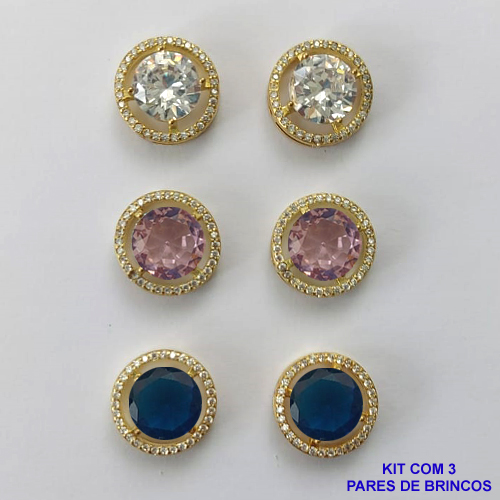 BRINCO NO BRUTO PRONTO PARA O BANHO - KIT COM 3 BRINCOS DE PINO COM BASES EM ALTA FUSÃO REDONDAS CRAVEJADAS COM MICROS ZIRCÔNIAS CRISTAIS E PEDRAS EM ZIRCÔNIAS 10MM - PESO TOTAL 16,4GR BRU15883