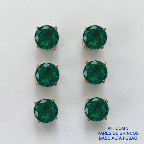 BRINCO NO BRUTO PRONTO PARA O BANHO - KIT COM 3 BRINCOS DE PINO COM BASE EM ALTA FUSÃO E COM ZIRCÔNIA VERDE REDONDA 8X8MM - PESO TOTAL 6,8GR - BRU15947