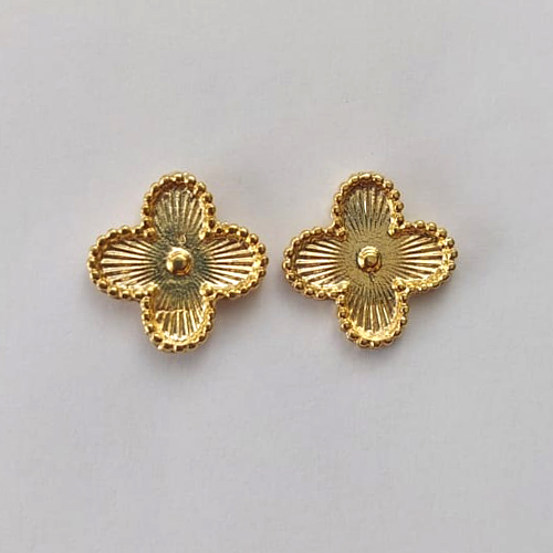 BRINCO FOLHEADO A OURO - BANHADO COM 5 MILÉSIMOS + VERNIZ DIAMOND - (BDK010) BRINCO DE PINO TREVO TIPO VAN CLEEF 12MM - OURO374