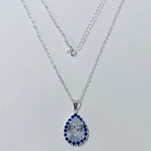 GARGANTILHA FOLHEADA A PRATA COM 50 MILÉSIMOS + VERNIZ DIAMOND - GARGANTILHA CORRENTE CADEADO 45CM PINGENTE COM BASE CRAVEJADA EM CRISTAL AZUL E ZIRCÔNIA CRISTAL 10X14MM PRA576
