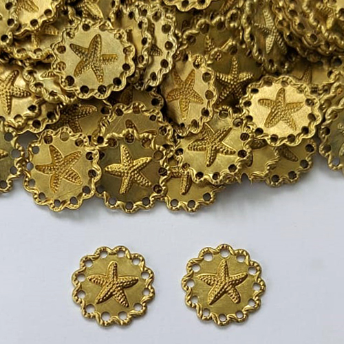 ACESSÓRIO NO BRUTO PRONTO PARA O BANHO - (3.1879) (CX.105) MEDALHA ESTRELA DO MAR 12MM - PESO 0,3GR - COMPOSIÇÃO: 100% LATÃO (PEÇA VENDIDA POR UNIDADE) - BRU0003204