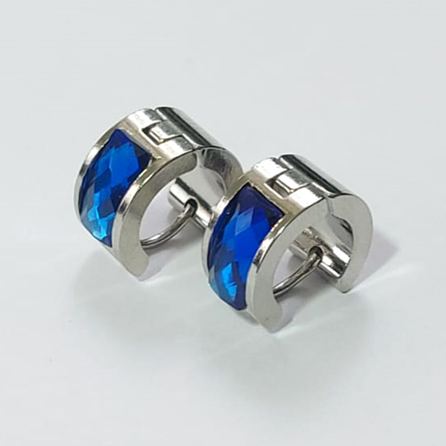BRINCO EM AÇO INOXIDÁVEL - (CX.137) BRINCO DE ARGOLA COM STRASS AZUL ESCURO 7X14MM - COMPOSIÇÃO: AÇO INOXIDÁVEL - AÇO2161