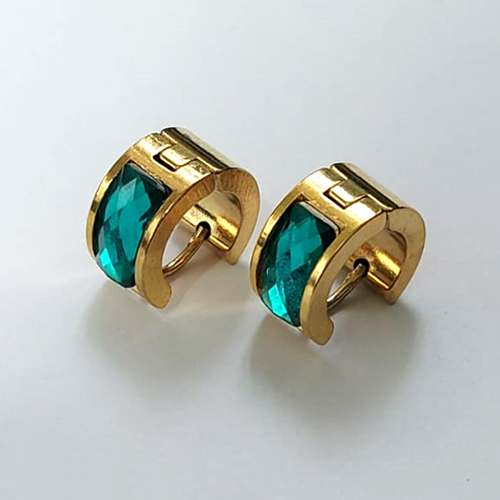 BRINCO EM AÇO INOXIDÁVEL - (CX.137) BRINCO DE ARGOLA DOURADA COM STRASS VERDE 7X14MM - COMPOSIÇÃO: AÇO INOXIDÁVEL - AÇO2171