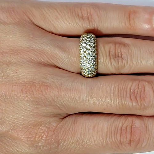 ANEL NO BRUTO PRONTO PARA O BANHO(CX138) - ANEL CRAVEJADO COM MICROS ZIRCÔNIAS - PESO MÉDIO 4,4GR - COMPOSIÇÃO: LATÃO / ZIRCÔNIA - ANEL000510