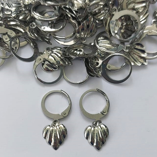 BRINCO EM AÇO INOXIDÁVEL(CX138) - BRINCO ARGOLA DE PRESSÃO PINGENTE CONCHA 11MM - COMPOSIÇÃO: AÇO INOXIDÁVEL - AÇO2174