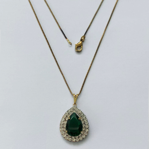 GARGANTILHA NO BRUTO PRONTA PARA O BANHO(CX139) - (AD) GARGANTILHA COM CORRENTE VENEZIANA 45CM E PINGENTES COM BASE CRAVEJADA CRISTAIS E ZIRCÔNIA VERDE 10X14MM - PESO TOTAL 4,8GR - BRU16081