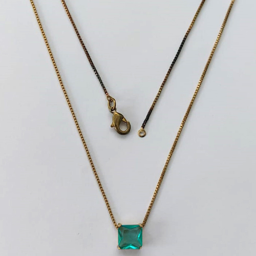 GARGANTILHA NO BRUTO PRONTA PARA O BANHO - GARGANTILHA COM CORRENTE VENEZIANA 45CM E PINGENTE COM BASE EM ALTA FUSÃO E ZIRCÔNIA QUADRADA VERDE 6X6MM - PESO TOTAL 1,7GR - BRU16099