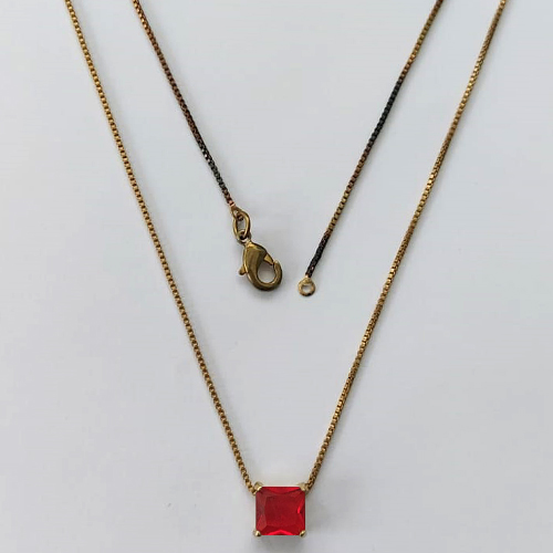 GARGANTILHA NO BRUTO PRONTA PARA O BANHO - GARGANTILHA COM CORRENTE VENEZIANA 45CM E PINGENTE COM BASE EM ALTA FUSÃO E ZIRCÔNIA QUADRADA VERMELHA 6X6MM - PESO TOTAL 1,7GR - BRU16102