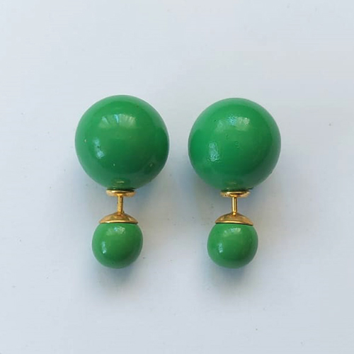 BRINCO FOLHEADO A OURO - BANHADO COM 5 MILÉSIMOS + VERNIZ DIAMOND - BRINCO DE PINO COM PÉROLAS COLORIDAS - OURO498