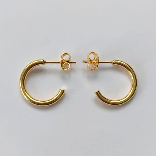 BRINCO FOLHEADO A OURO - BANHADO COM 5 MILÉSIMOS + VERNIZ DIAMOND - (ARJ1274) BRINCO DE PINO ARGOLA 15MM - OURO572