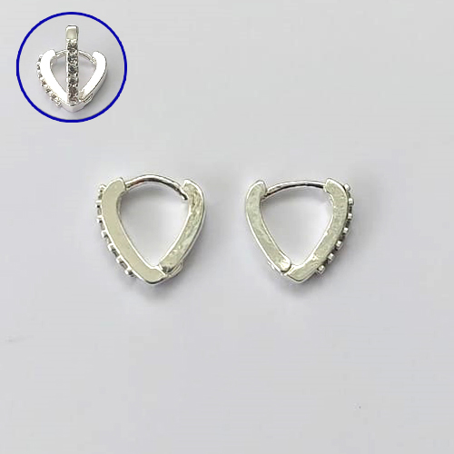 BRINCO FOLHEADO A PRATA COM 50 MILÉSIMOS + VERNIZ DIAMOND - BRINCO ARGOLA CRAVEJADO COM 1 FILEIRA DE MICROS ZIRCÔNIAS 1X11MM - PRA638