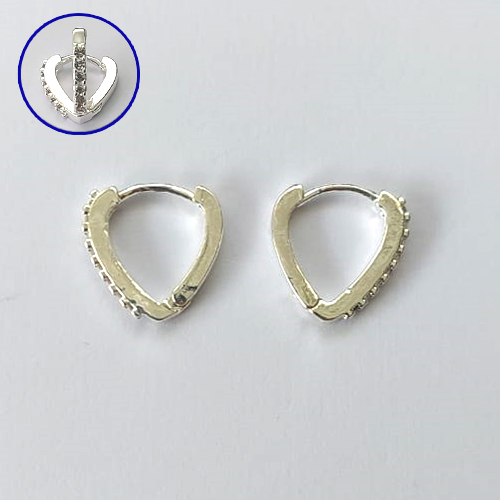 BRINCO FOLHEADO A PRATA COM 50 MILÉSIMOS + VERNIZ DIAMOND - BRINCO ARGOLA CRAVEJADO COM 1 FILEIRA DE MICROS ZIRCÔNIAS 1,5X13MM - PRA639