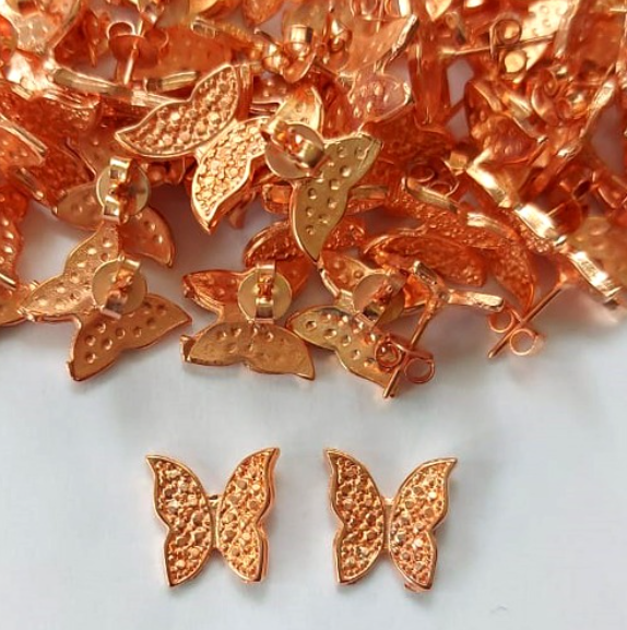 BRINCO NO BRUTO PRONTO PARA O BANHO - (CRIS) BRINCO DE PINO 10MM - PESO TOTAL 2.0GR - BRU0003261