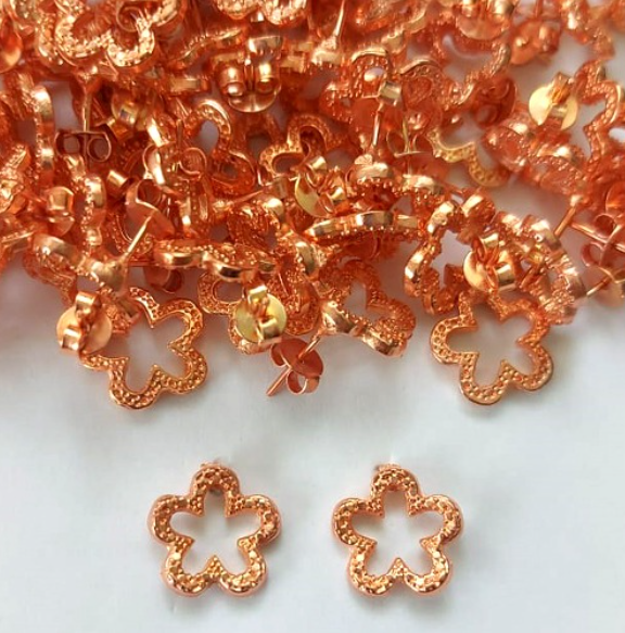 BRINCO NO BRUTO PRONTO PARA O BANHO - (CRIS) BRINCO DE PINO 10MM - PESO TOTAL 1.6GR - BRU0003265