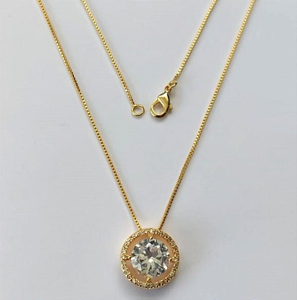 GARGANTILHA FOLHEADO A OURO COM CORRENTE VENEZIANA DE 45CM PINGENTE CRAVEJADO EM MICRO ZIRCONIA E PEDRA DE ZIRCONIA 10MM OURO000625