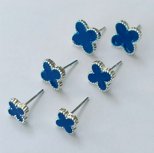 BRINCO FOLHEADO A PRATA COM 50 MILÉSIMO+ VERNIZ DIAMOND TRIO DE BRINCOS COM TREIS TAMANHOS ( 10MM/7MM/6MM) PRA670