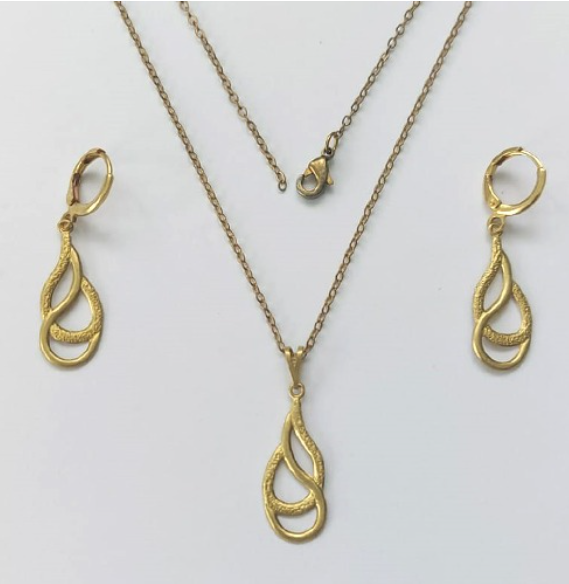 CONJUNTO NO BRUTO PRONTO PARA O BANHO(V2923)PESO TOTAL 2,1GR - COM CORRENTE CADEADO E BRINCO COM BASE ARGOLINHA DE PRESSÃO BRU3338