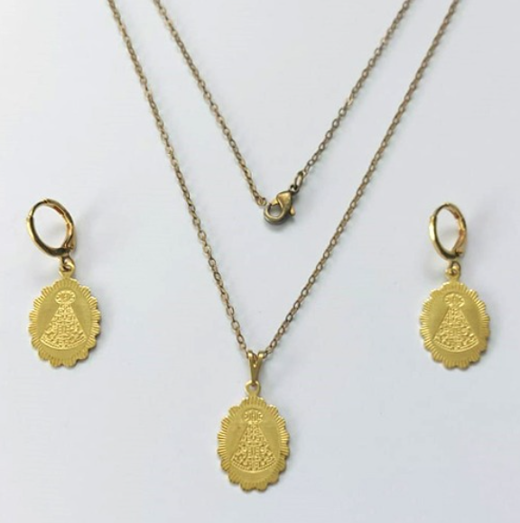 CONJUNTO NO BRUTO PRONTO PARA O BANHO(E1993)PESO TOTAL 3.3GR - COM CORRENTE CADEADO E BRINCO COM BASE ARGOLINHA DE PRESSÃO BRU3345