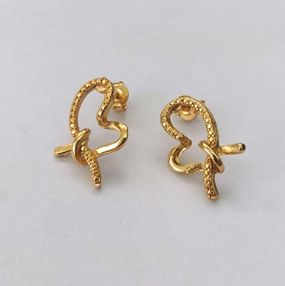 BRINCO FOLHEADO A OURO + VERNIZ DIAMONT (SIMPLES E DELICADO)TAMANHO 12CM - OURO728