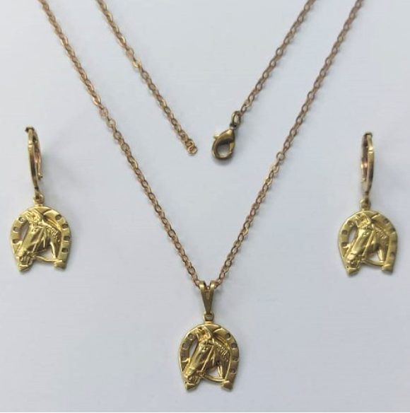 CONJUNTO NO BRUTO PRONTO PARA O BANHO(2515)PESO TOTAL - 4.9GR - COM CORRENTE CADEADO E BRINCO COM BASE ARGOLINHA DE PRESSÃO BRU0003361