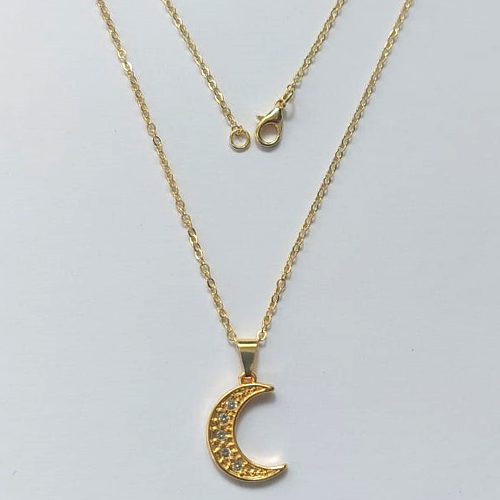 GARGANTILHA FOLHEADA A OURO 5 MILÉSIMOS + VERNIZ DIAMOND - CORRENTE CADEADO 45CM E PINGENTE LUA COM ZIRCÔNIAS 16MM - OURO831