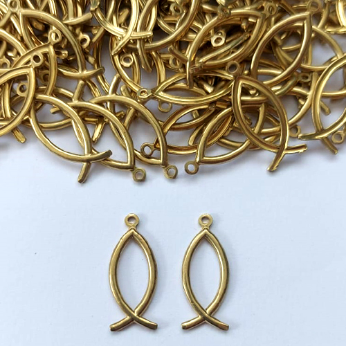 ACESSÓRIO NO BRUTO PRONTO PARA O BANHO - (CX.67) (1324) PINGENTE SÍMBOLO CRISTÃO 20MM - PESO TOTAL 0,5GR - COMPOSIÇÃO: 100% LATÃO - BRU0003376