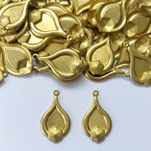 ACESSÓRIO NO BRUTO PRONTO PARA O BANHO - (CX.19) (V3991) GOTA 22MM - PESO TOTAL 0,4GR - COMPOSIÇÃO: 100% LATÃO - BRU0003400