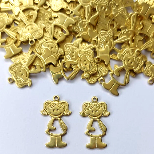 ACESSÓRIO NO BRUTO PRONTO PARA O BANHO - (2510) (CX.19) MENINA VESTIDO VAZADO 20MM COM DOIS FUROS - PESO TOTAL 0,8GR - COMPOSIÇÃO: 100% LATÃO - BRU0003404