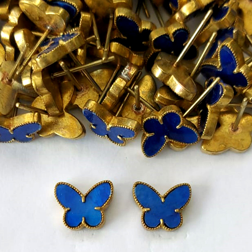 BRINCO NO BRUTO PRONTO PARA O BANHO - (CX.19) BRINCO DE PINO BORBOLETA AZUL ESCURA 10MM - PESO 1,4GR - BRU16326