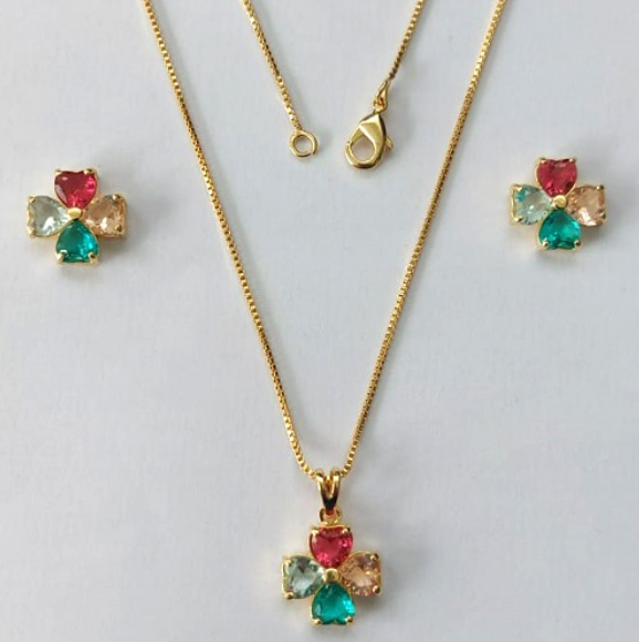 CONJUNTO FOLHEADO A OURO - BANHADO COM 5 MILÉSIMOS + VERNIZ DIAMOND - (CJB470) CONJUNTO COM CORRENTE VENEZIANA 45CM - OURO880