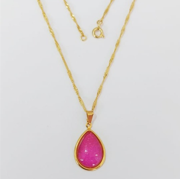 GARGANTILHA FOLHEADO A OURO - BANHADO COM 5 MILÉSIMOS + VERNIZ DIAMOND - CORRENTE SINGAPURA DE 45CM-PINGENTE GLASS IMPORTADO(TAMANHO 22MM)- OURO937