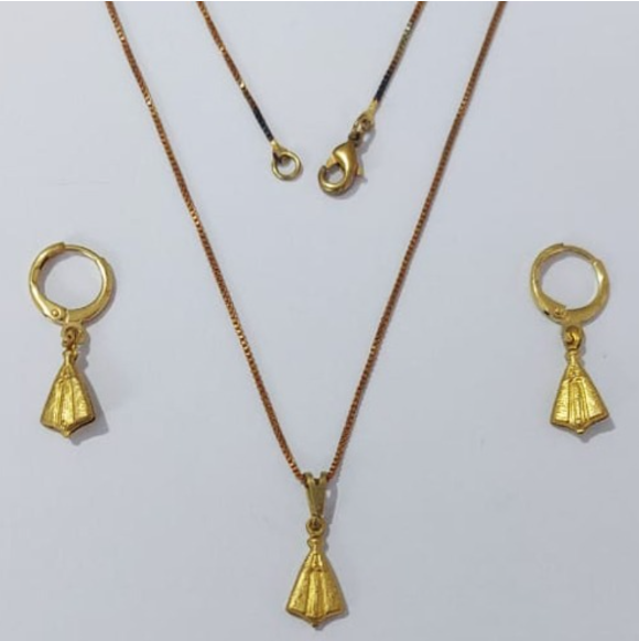 CONJUNTO NO BRUTO PRONTO PARA O BANHO COM CORRENTE VENEZIANA DE 45CM (100% LATÃO )(E2886) -Nossa Senhora Aparecida pequena dupla-( PESO: 3.8GR - BRU0003473