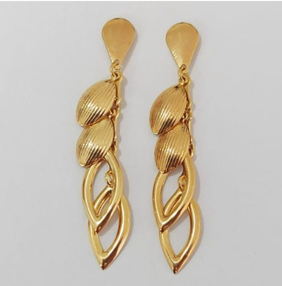 BRINCO FOLHEADO A OURO - BANHADO COM 5 MILÉSIMOS + VERNIZ DIAMOND - BRINCO PINDURICALHO ( TAMANHO 35MM- OURO946